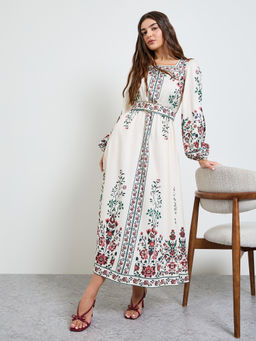 Styli - Women's Off White Floral Printed A-Line Maxi Dress with Belt
