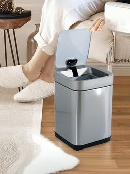 UMAI - 6L Stainless Steel Dustbin- Silver
