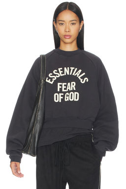 Fear of God ESSENTIALS - Campus 90's Cropped Raglan Crewneck