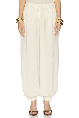 Nicholas - Liselle Pant
