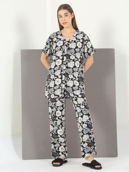 Sweet Dreams - Womens Floral Printed Front Open Nightsuit