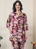 Maroon color option, Currently selected