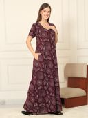 Maroon color option, Currently selected