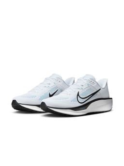 Nike - White Men's Quest 6 Running Shoes