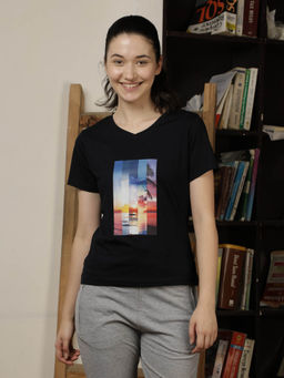 VIEVIANA - Womens Black V-Neck T-Shirt