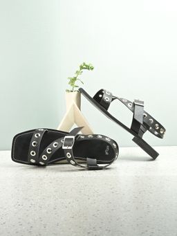Styli - Women Black Stud Embellished Contrast Stitch Detail Sandals
