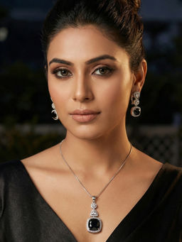 Niscka - Rhodium Plated Black and White AD Jewellery Set