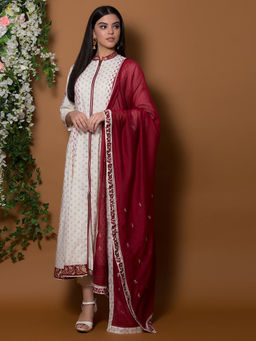 Biba - Ivory Printed Kurta With Pant & Dupatta (Set of 3)