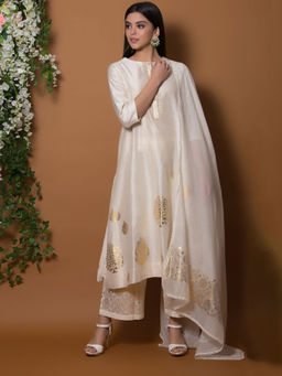 Biba - Off White Solid Kurta With Palazzos & Dupatta (Set of 3)