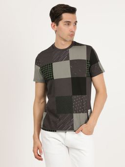 Wrangler - Men Block Print Grey T-Shirt (Regular)