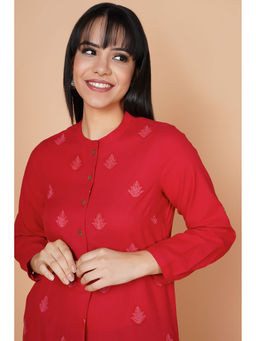 Barara Ethnic - Deep Red Coral Embroidered Round Hem Kurta