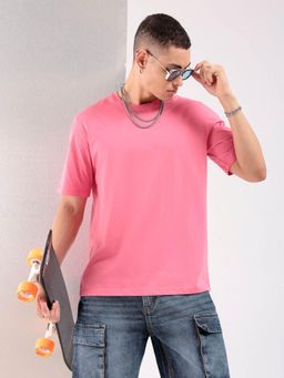 The Indian Garage Co - Men Slim Fit Solid Crew Neck T-shirt Pink