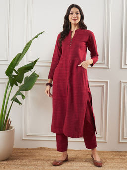 STADO - Maroon Woollen Kurta & Pant (Set of 2)