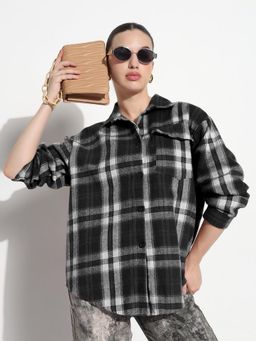 SHOWOFF - Edition Women Tartan Checks Black Oversized Shirt