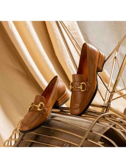 Saint G - Jenny Cuoio Distressed Leather Handcrafted Loafers