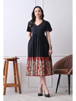 DECKEDUP - Women’s Elegant Black kalamkari Print Flared Dress