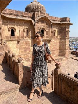 DECKEDUP - Women Black Paisley Print Flared Dress