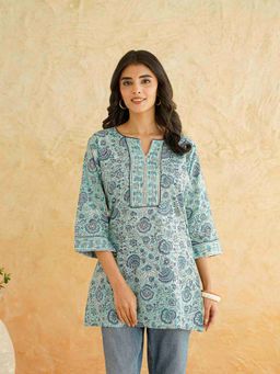 GOODHAND - Women Blue Cotton Printed Short Kurti