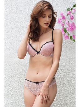 Zivame - All That Lace Gentle Push Up Plunge Bra-Lt Pink