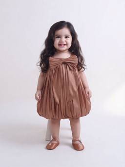 Blabber - Woven Tissue Wear Frock With Bow Applique And Booties - Brown (Pack Of 2)