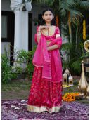 Pink color option, Currently selected