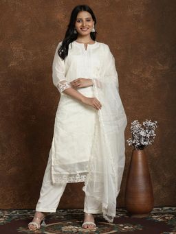 Gahan - Womens Off White Chanderi Silk Embroidery Kurta & Crepe Pant with Dupatta