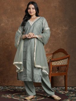 Gahan - Womens Grey Chanderi Silk Zari Embroidery Kurta with Crepe Pant & Dupatta