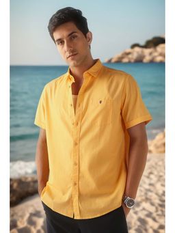 Louis Philippe - Men Yellow Solid Half Sleeves Shirt