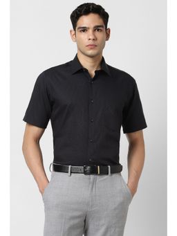 Van Heusen - Men Black Checks Half Sleeves Shirt