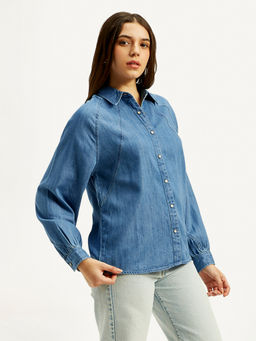 Levi's - Women's Blue Solid Spread Collar Shirt