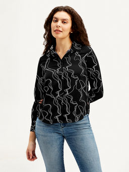 Levi's - Women's Black Abstract Spread Collar Shirt
