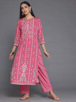 Libas - Women Pink Crepe Floral Kurta with Pant (Set of 2)
