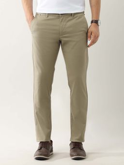 Arrow Sports - Men Cream Solid Autopress Flex Trouser