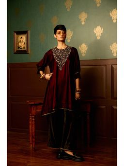 REETI ARNEJA - Maroon Sangria Velvet Kurta with Palazzo (Set of 2)