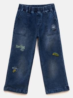 Blue Giraffe - Boys Graphic Patches Relaxed Fit Mid Rise Stretchable Washed Denim Jeans