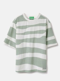 United Colors of Benetton - Boxy Fit Round Neck Striped T-Shirt