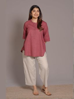 The Indian Ethnic Co. - Red Solid Slub Cotton A-Line Short Top