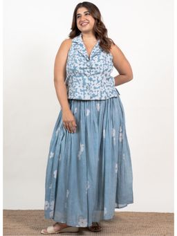 The Indian Ethnic Co. - Ishani Blue Batik Mulmul Straight Waistcoat Top