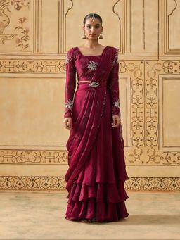 Fiorebymalar - Maroon Geet Choli With Lehenga And Dupatta With Belt