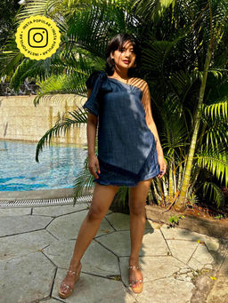 Style Junkiie - Tencel Bow One Shoulder Top