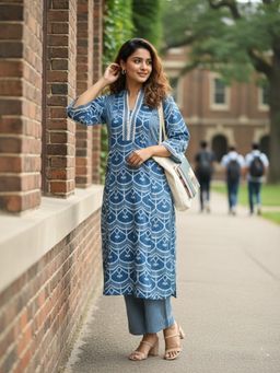 Varanga - Blue Ethnic Printed Straight Kurta and Pant