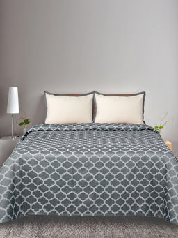 Saral Home - Noor Grey Cotton Bedsheet with Two Pillow Covers (Set of 3)