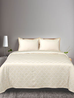 Saral Home - Noor Ivory Cotton Bedsheet with Two Pillow Covers (Set of 3)