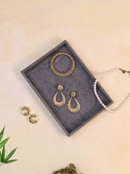 The Big Trove - Plain Grey Small Velvet, Jewellery Organizer Tray for Wardrobe Closet