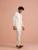 Off White color option, Currently selected