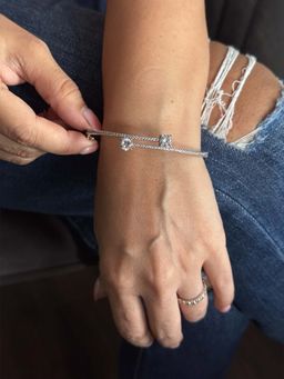 Mon Tresor - White Openable Bangle Style With 1.5 Carat Solitaire And 2 Dia Lines