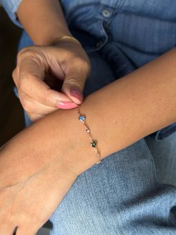 Mon Tresor - Multi-Colour Rose gold Link Bracelet With Hearts