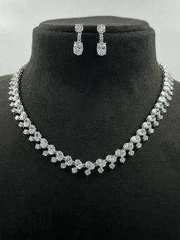 Mon Tresor - White Oval Solitaire With Attached Round Diamond Jewellery Set