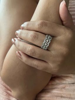 Mon Tresor - White Lace Eternity Band