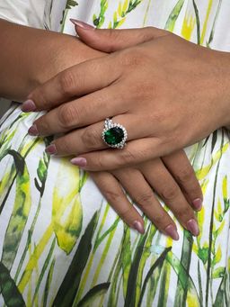 Mon Tresor - Green Emerald Radiance Cocktail Ring